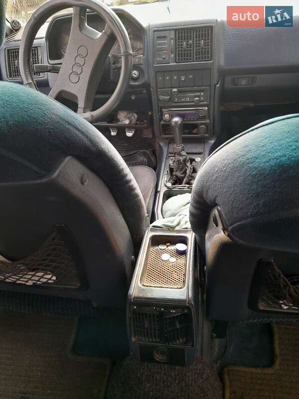 Седан Audi 200 1984 в Владимире