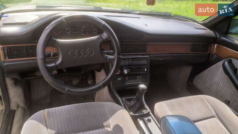 Седан Audi 200 1989 в Львове