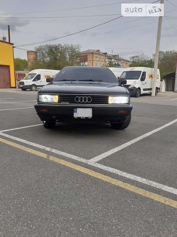 Audi 200 1988