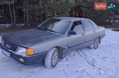 Седан Audi 200 1990 в Турійську