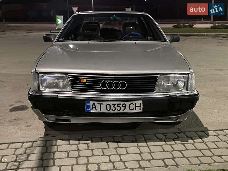 Седан Audi 200 1984 в Ивано-Франковске