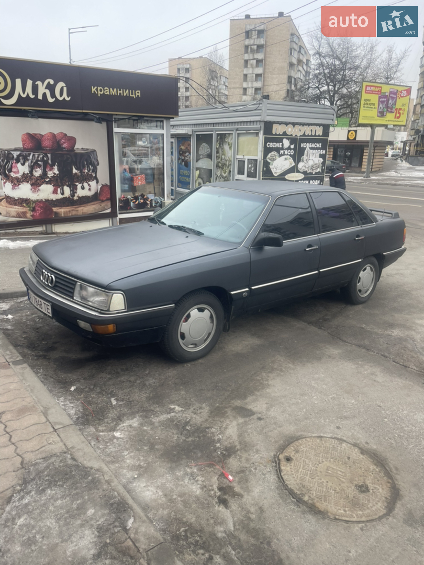 Audi 200 1985 VIN WAUZZZ44ZFA019555 фото оголошення 2 з 7