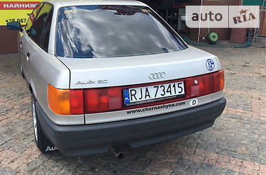 Седан Audi 80 1988 в Тульчине