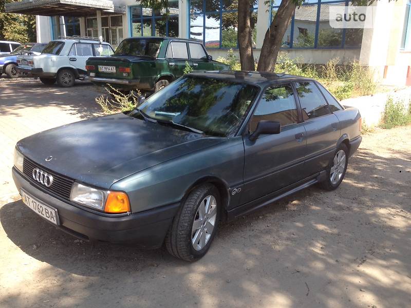 Седан Audi 80 1988 в Ивано-Франковске