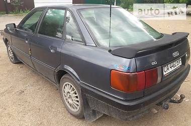 Седан Audi 80 1990 в Шполі