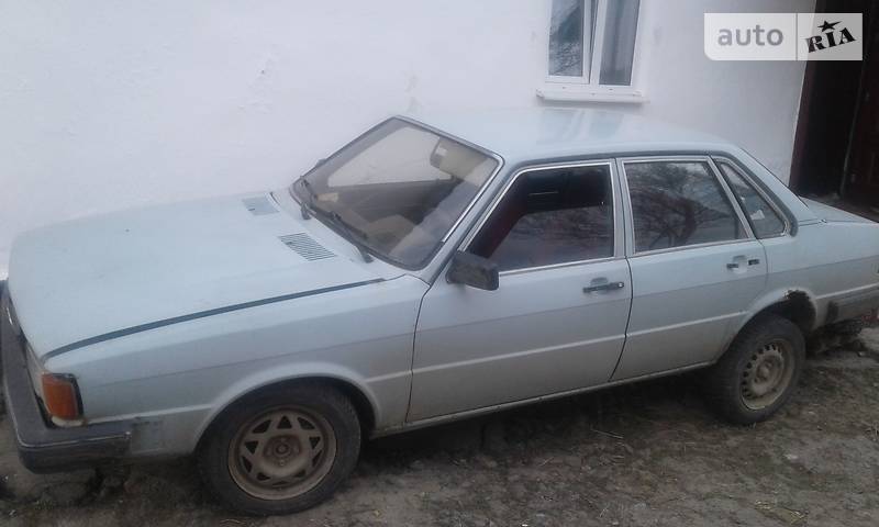 Хэтчбек Audi 80 1982 в Ровно