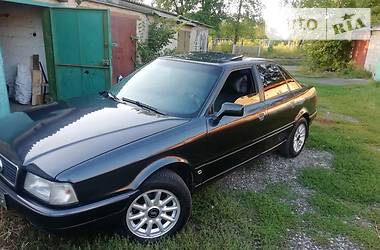 Седан Audi 80 1993 в Лохвице