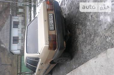 Седан Audi 80 1985 в Сваляве