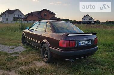 Седан Audi 80 1992 в Киеве