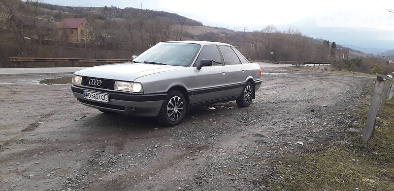 Audi 80