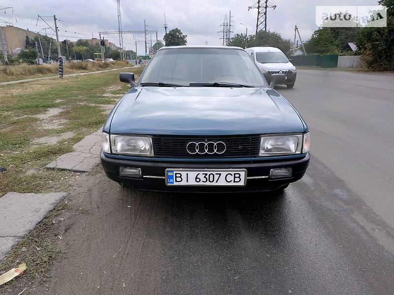 Седан Audi 80 1987 в Полтаві