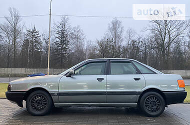 Седан Audi 80 1990 в Києві
