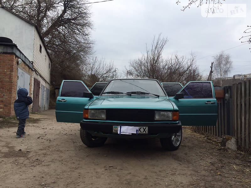 Хэтчбек Audi 80 1981 в Василькове