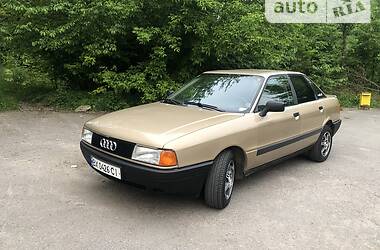 Седан Audi 80 1988 в Хмельницком