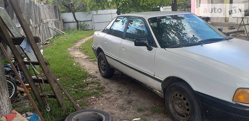 Audi 80