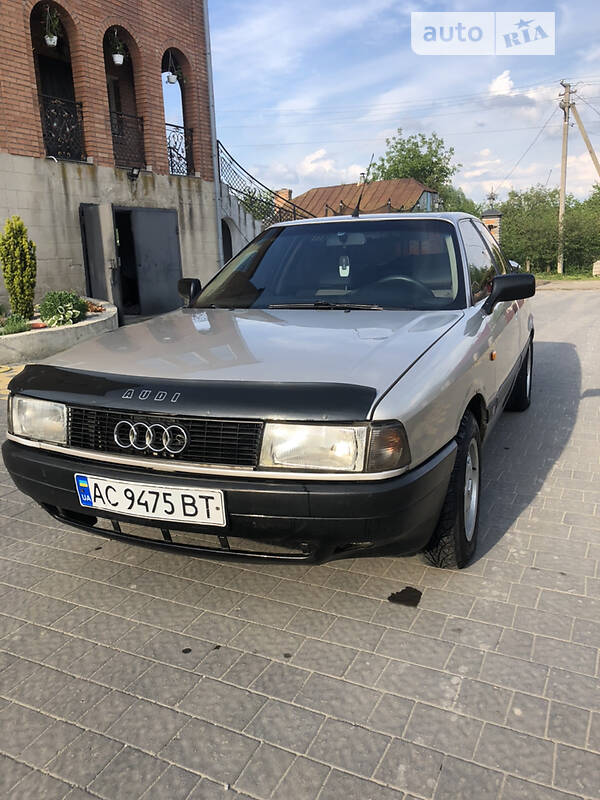 Седан Audi 80 1989 в Турийске