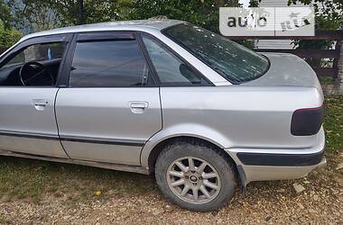 Седан Audi 80 1994 в Вижнице