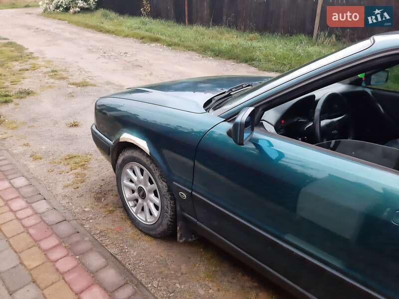 Седан Audi 80 1993 в Надвірній