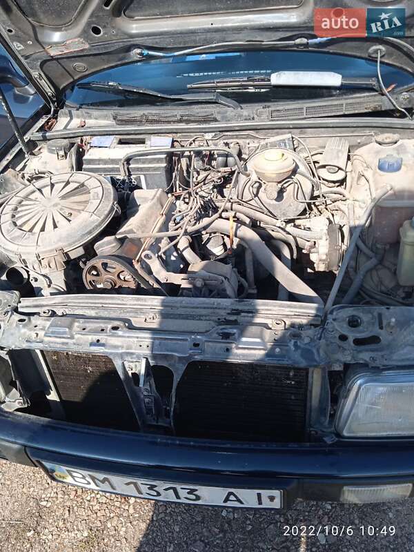 Седан Audi 80 1992 в Глухове