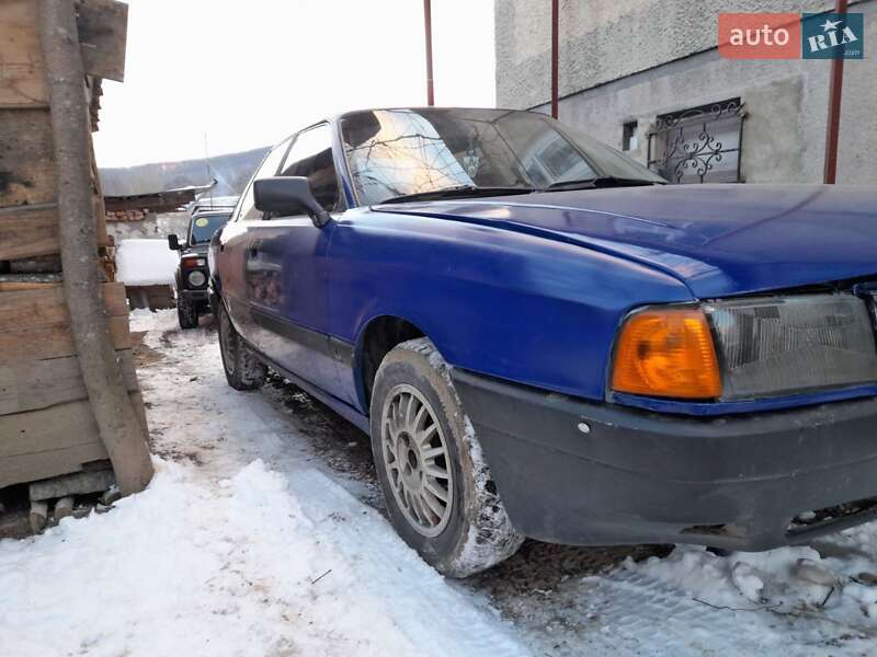 Седан Audi 80 1987 в Перечине