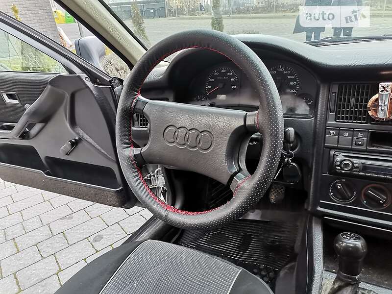 Седан Audi 80 1990 в Івано-Франківську