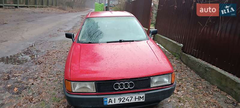 Седан Audi 80 1987 в Буче