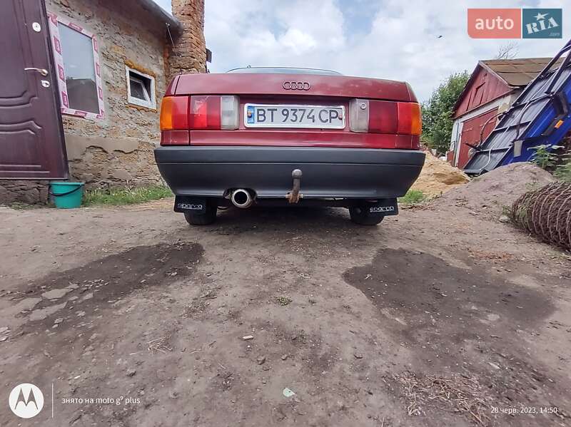 Седан Audi 80 1988 в Нововоронцовке