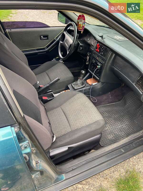 Седан Audi 80 1992 в Ужгороде