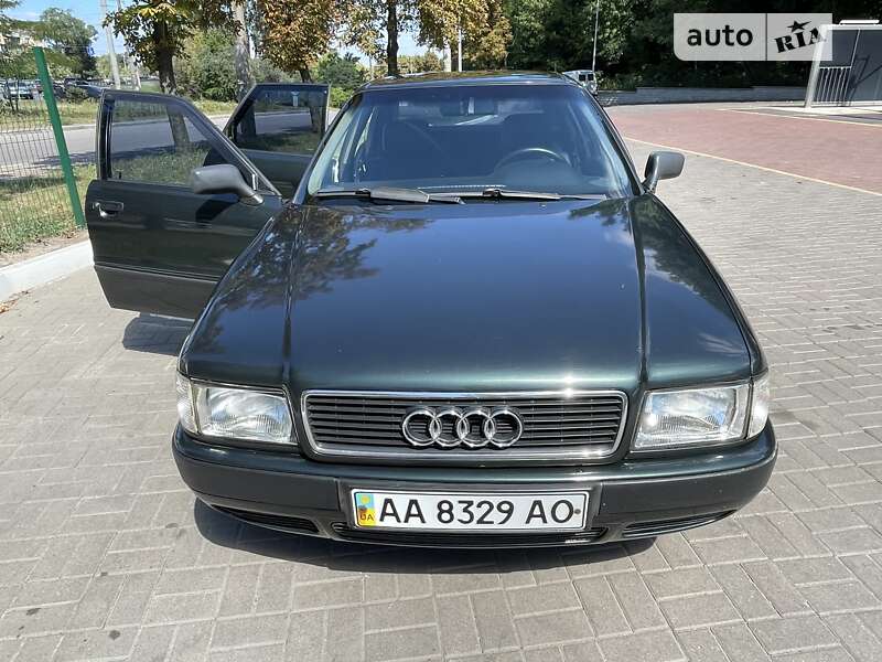 Седан Audi 80 1993 в Киеве