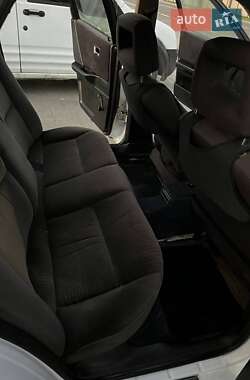 Седан Audi 80 1987 в 