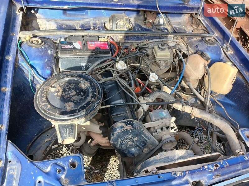 Седан Audi 80 1981 в Чернівцях