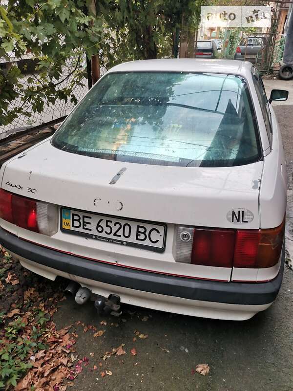Седан Audi 80 1988 в Одесі