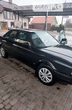 Седан Audi 80 1993 в Заставной