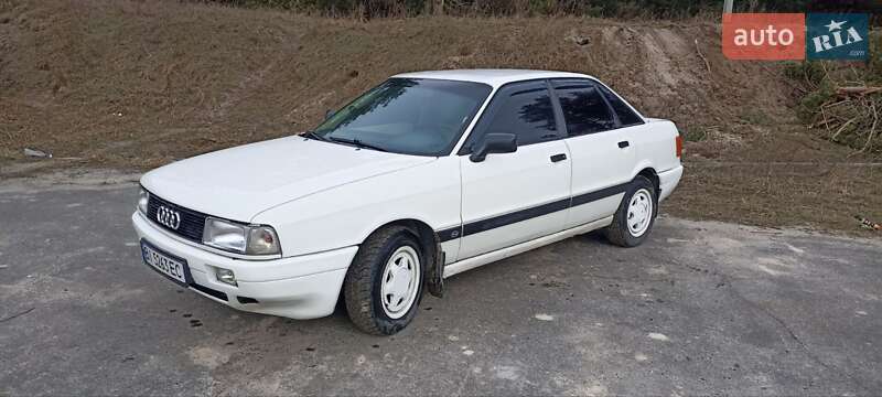 Седан Audi 80 1988 в Кременчуці
