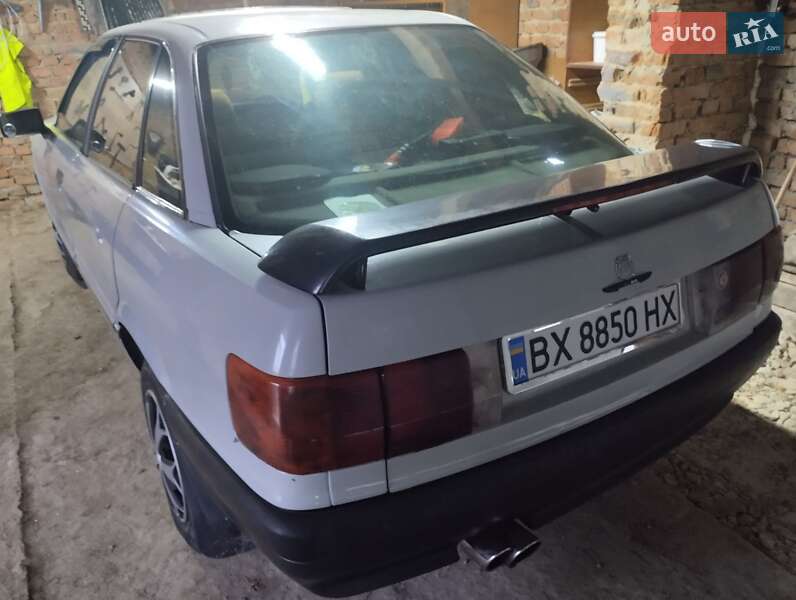Седан Audi 80 1986 в Ярмолинцях