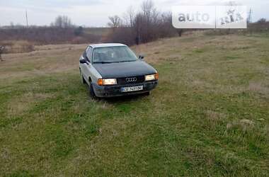 Седан Audi 80 1986 в Кельменцах