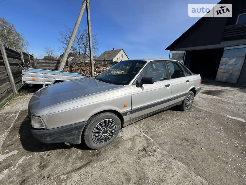Седан Audi 80 1988 в Камне-Каширском