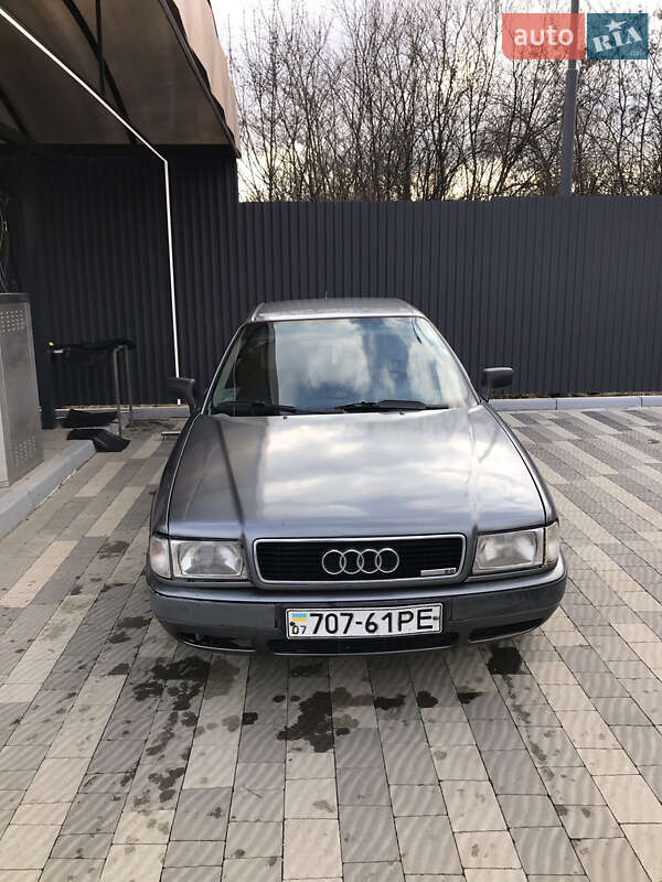 Седан Audi 80 1992 в Ужгороде