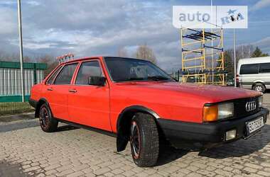 Седан Audi 80 1982 в Дрогобыче