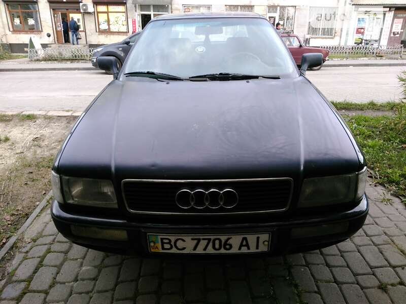 Седан Audi 80 1994 в Жовкві