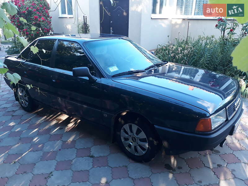 Седан Audi 80 1988 в Ахтырке
