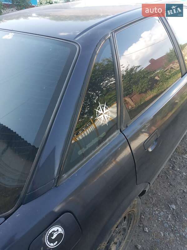 Седан Audi 80 1987 в Каменец-Подольском