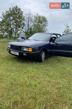 Седан Audi 80 1988 в Рава-Руській