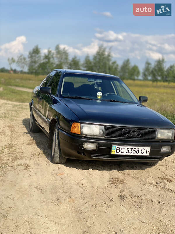 Седан Audi 80 1988 в Рава-Русской