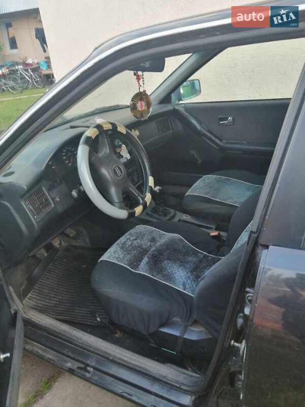 Седан Audi 80 1993 в Каменке-Бугской фото 3 Седан Audi 80 1993 в Каменке-Бугской