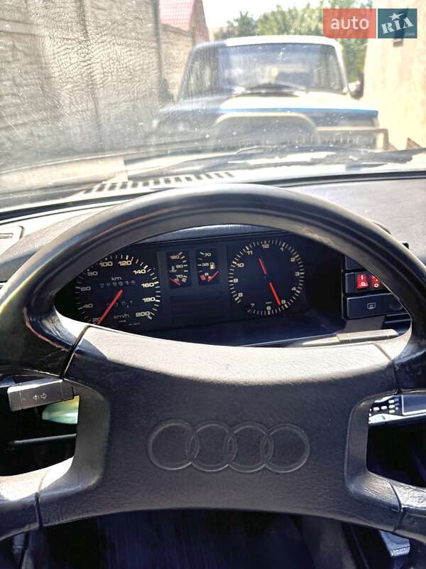 Седан Audi 80 1986 в Чернівцях