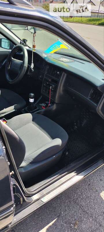 Универсал Audi 80 1993 в Хмельницком
