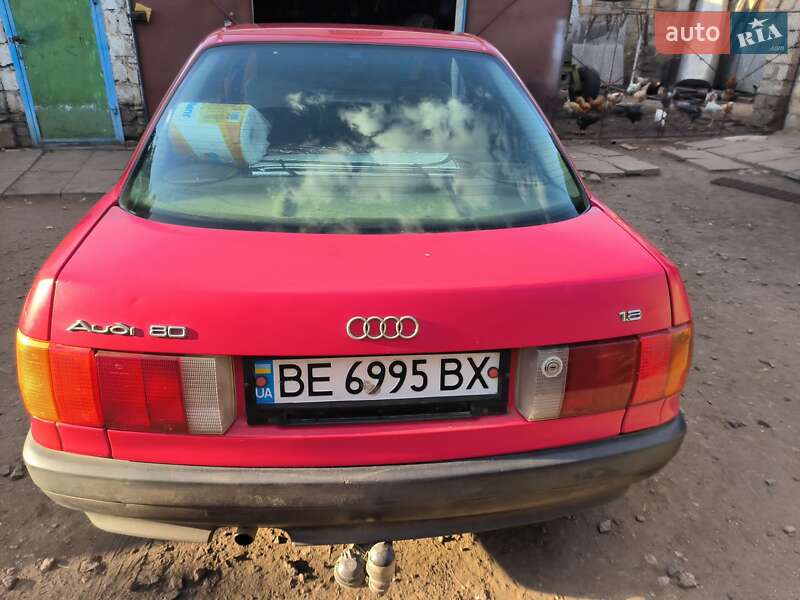 Седан Audi 80 1987 в Вознесенске