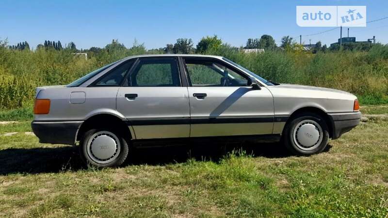 Седан Audi 80 1987 в Переяславі фото 2 Седан Audi 80 1987 в Переяславі
