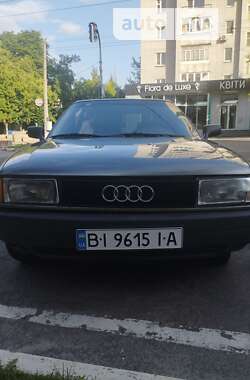 Седан Audi 80 1988 в Кременчуці